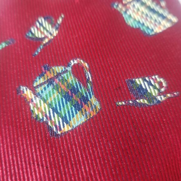 Michelsons of London Pure Silk Tie Teapots - Picture 3 of 5